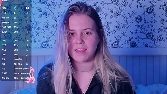 AngelAnty online show from February 18, 2026, 3:19 pm