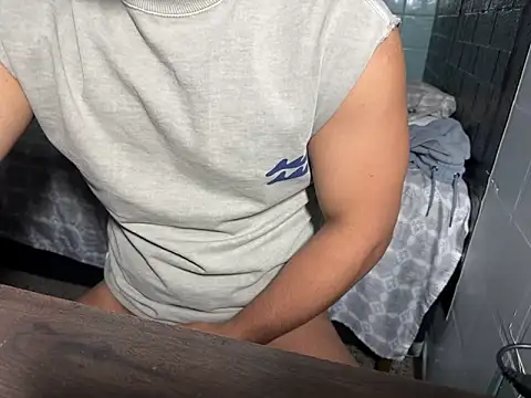 Snapshot of drigoprivaa chatting on December 19, 2025, 12:06 am drigoprivaa online show from December 19, 2025, 12:06 am