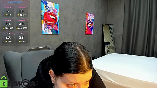 Michele Greenn online show from October 29, 2025, 1:08 am