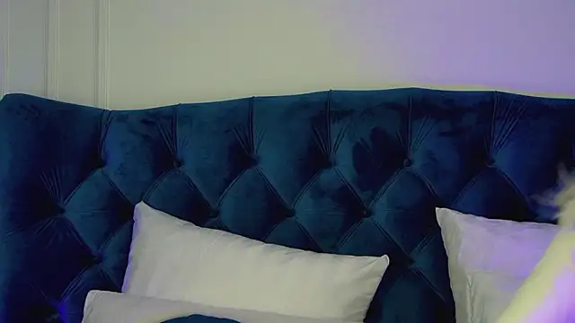 Snapshot of StacyEvances chatting on February 9, 2026, 6:23 pm StacyEvances online show from February 9, 2026, 6:23 pm