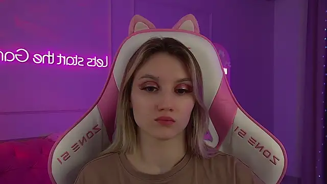 Snapshot of StacyEvances chatting on March 2, 2026, 5:08 am StacyEvances online show from March 2, 2026, 5:08 am