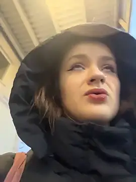 Snapshot of KittyQueeny chatting on December 20, 2025, 12:34 pm KittyQueeny online show from December 20, 2025, 12:34 pm