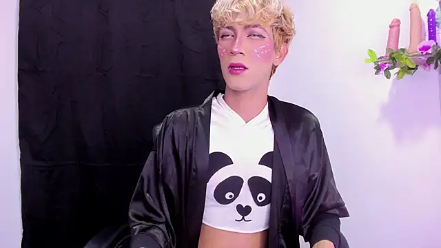 Cooperrosscute233 online show from September 19, 2025, 8:38 am