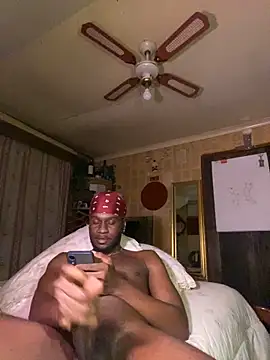 Snapshot of black_Man_dingo chatting on March 9, 2026, 10:36 pm black Man dingo online show from March 9, 2026, 10:36 pm