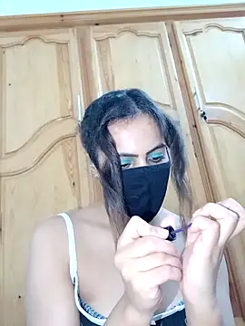 Snapshot of ghadiraa chatting on January 16, 2026, 11:53 pm ghadiraa online show from January 16, 2026, 11:53 pm