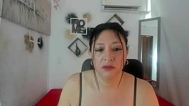 tatiana sofiaa online show from October 7, 2025, 1:30 pm