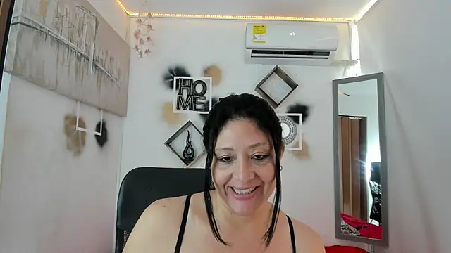 tatiana sofiaa online show from October 10, 2025, 2:05 pm