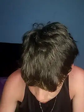 CUB4N1TX xx online show from September 28, 2025, 3:23 am