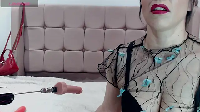 Snapshot of HotAss_Hally chatting on January 17, 2026, 1:54 am HotAss Hally online show from January 17, 2026, 1:54 am