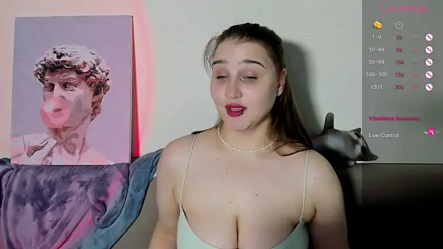 yourlexie online show from September 29, 2025, 1:38 pm