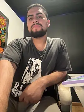 Snapshot of Yuber3 chatting on September 30, 2025, 5:45 am Yuber3 online show from September 30, 2025, 5:45 am