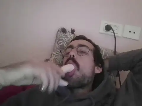 Snapshot of BalloonSlave1513 chatting on February 21, 2026, 7:42 am BalloonSlave1513 online show from February 21, 2026, 7:42 am