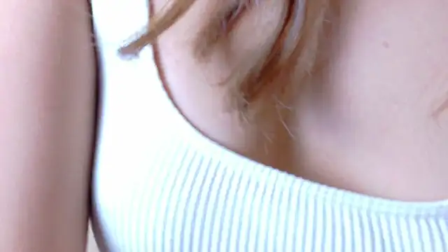 Snapshot of ZoehAngel chatting on September 19, 2025, 11:11 am ZoehAngel online show from September 19, 2025, 11:11 am