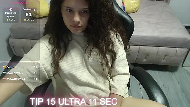 Snapshot of Velvet_Moon_V chatting on January 5, 2026, 5:27 pm Velvet Moon V online show from January 5, 2026, 5:27 pm