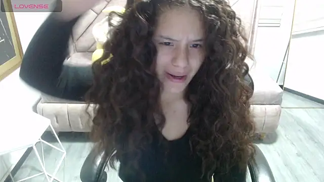 Snapshot of Velvet_Moon_V chatting on January 9, 2026, 1:14 pm Velvet Moon V online show from January 9, 2026, 1:14 pm