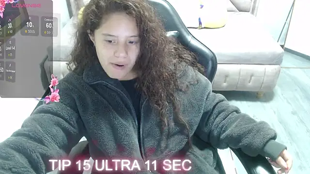 Snapshot of Velvet_Moon_V chatting on January 16, 2026, 1:15 pm Velvet Moon V online show from January 16, 2026, 1:15 pm