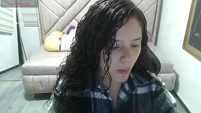 Snapshot of Velvet_Moon_V chatting on January 19, 2026, 1:15 pm Velvet Moon V online show from January 19, 2026, 1:15 pm