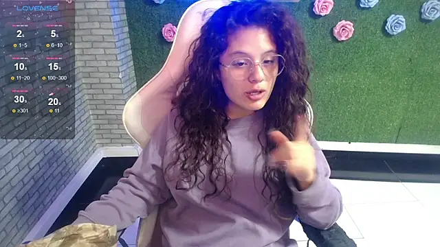 Snapshot of Velvet_Moon_V chatting on February 7, 2026, 1:15 pm Velvet Moon V online show from February 7, 2026, 1:15 pm