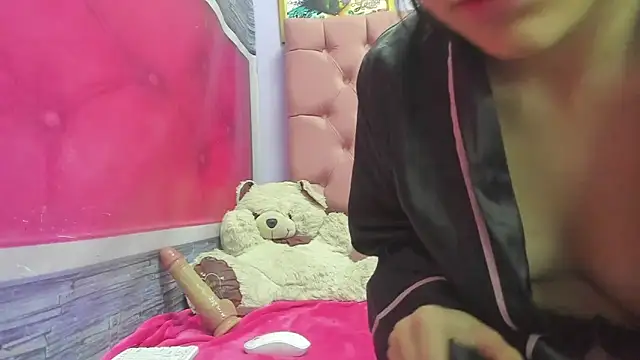 Snapshot of bellaseduzione chatting on January 17, 2026, 2:55 pm bellaseduzione online show from January 17, 2026, 2:55 pm