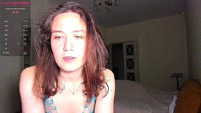 Mary Queeny online show from June 17, 2026, 6:31 pm
