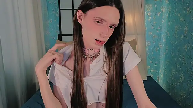 Snapshot of madi_snow chatting on February 19, 2026, 12:12 pm madi snow online show from February 19, 2026, 12:12 pm