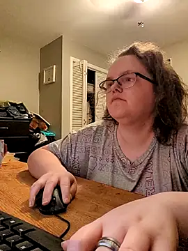 Snapshot of TheMistyPrice chatting on December 18, 2025, 12:22 pm TheMistyPrice online show from December 18, 2025, 12:22 pm