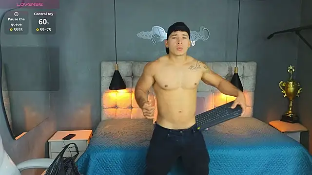 Horny nick18 online show from September 11, 2025, 12:27 pm