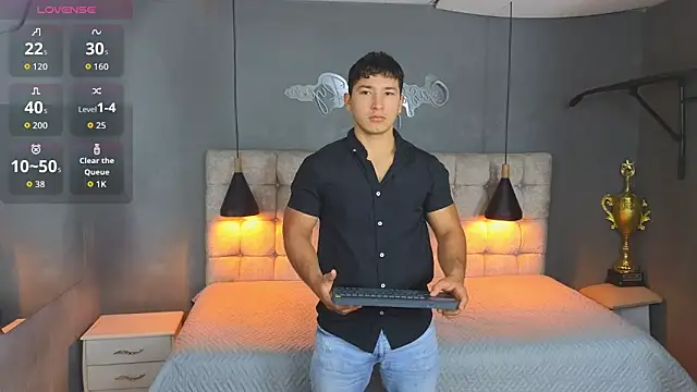 Horny nick18 online show from September 24, 2025, 10:18 am