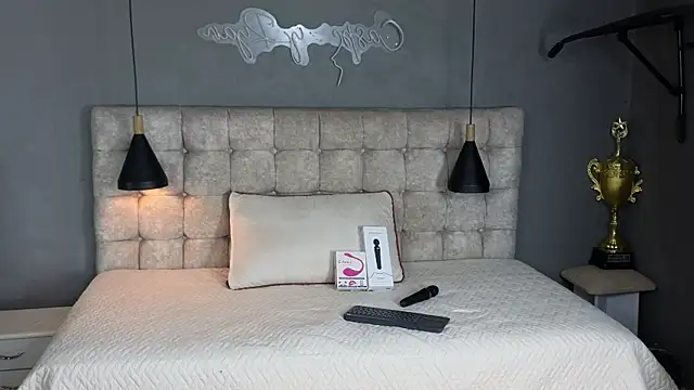 Horny nick18 online show from November 8, 2025, 11:21 am