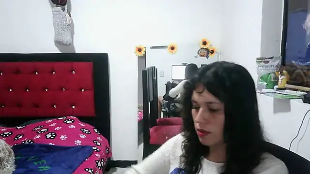 Snapshot of MiaRobertz_ chatting on March 5, 2026, 8:49 pm MiaRobertz online show from March 5, 2026, 8:49 pm