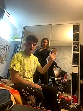 Snapshot of piccolaflo chatting on September 26, 2025, 7:29 pm piccolaflo online show from September 26, 2025, 7:29 pm