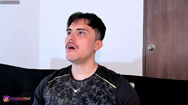 jasonxd9898 online show from April 14, 2026, 2:34 pm