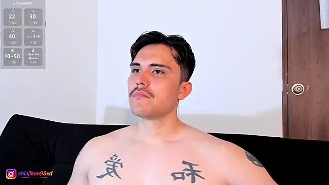 jasonxd9898 online show from April 17, 2026, 1:41 am