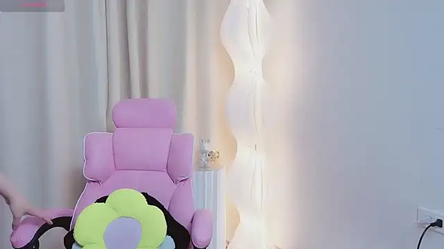 Miu-999 online show from March 17, 2026, 2:05 am