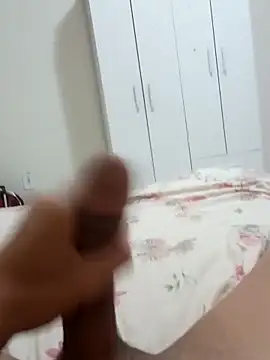 Snapshot of Gusttavotesudoxxvvc chatting on November 16, 2025, 5:46 am Gusttavotesudoxxvvc online show from November 16, 2025, 5:46 am