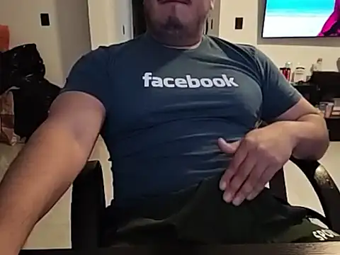 Snapshot of wisman1298 chatting on February 16, 2026, 5:53 pm wisman1298 online show from February 16, 2026, 5:53 pm