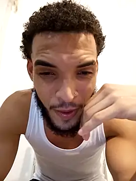 Snapshot of Utreh_ chatting on November 7, 2025, 4:01 am Utreh online show from November 7, 2025, 4:01 am