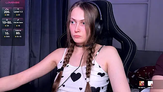 Snapshot of cutemilana_sexwife chatting on February 4, 2026, 9:20 pm cutemilana sexwife online show from February 4, 2026, 9:20 pm