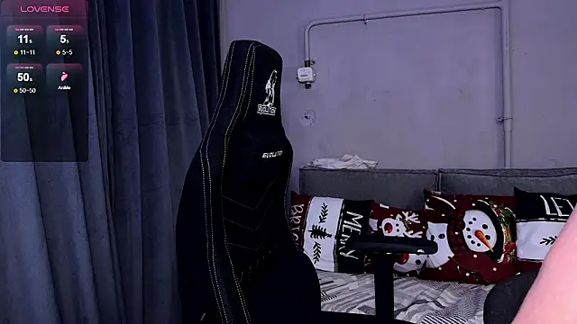 Snapshot of cutemilana_sexwife chatting on February 11, 2026, 12:04 am cutemilana sexwife online show from February 11, 2026, 12:04 am