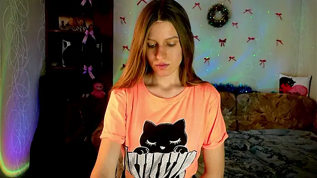 Snapshot of Luntryy chatting on February 9, 2026, 11:14 am Luntryy online show from February 9, 2026, 11:14 am