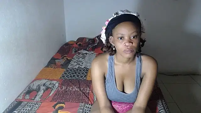 EssenceLovers online show from March 29, 2026, 10:54 pm