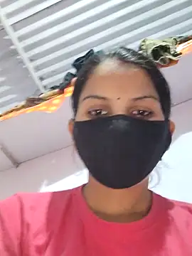 poojam93 online show from November 26, 2025, 2:01 am