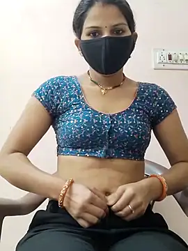 poojam93 online show from December 17, 2025, 3:45 am