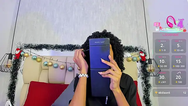 Snapshot of Johan_gz_ chatting on December 19, 2025, 11:39 am Johan gz online show from December 19, 2025, 11:39 am