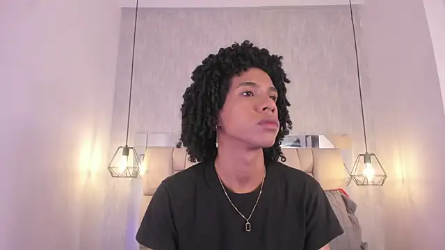 Snapshot of Johan_gz_ chatting on February 6, 2026, 11:46 am Johan gz online show from February 6, 2026, 11:46 am