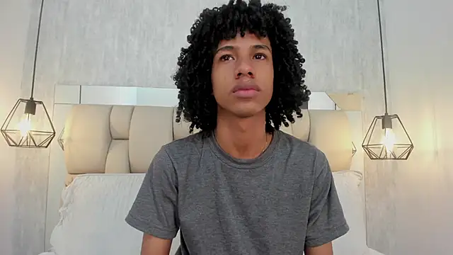 Snapshot of Johan_gz_ chatting on February 18, 2026, 11:39 am Johan gz online show from February 18, 2026, 11:39 am