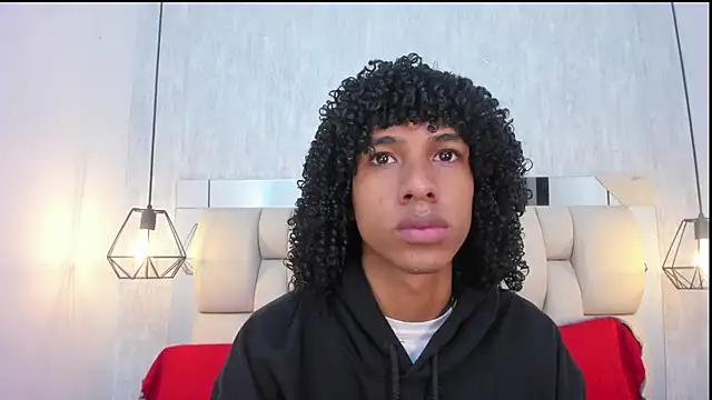 Snapshot of Johan_gz_ chatting on February 22, 2026, 12:47 pm Johan gz online show from February 22, 2026, 12:47 pm