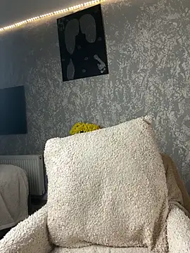 Snapshot of TianaCharm chatting on February 4, 2026, 1:06 pm TianaCharm online show from February 4, 2026, 1:06 pm