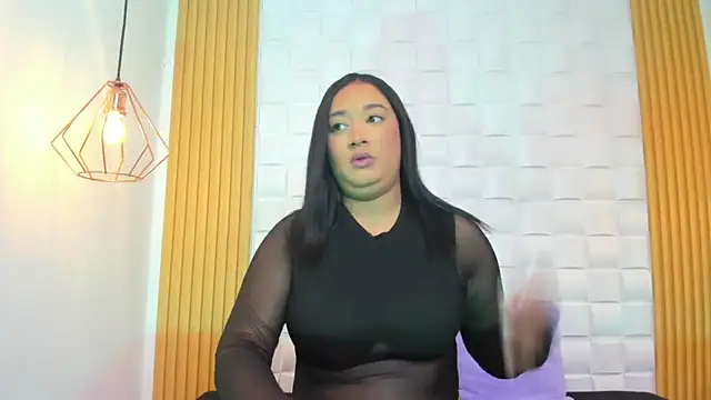 AriaBelle online show from October 15, 2025, 7:03 pm