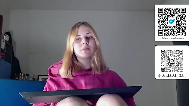 Snapshot of Alismoona chatting on January 14, 2026, 10:25 pm Alismoona online show from January 14, 2026, 10:25 pm